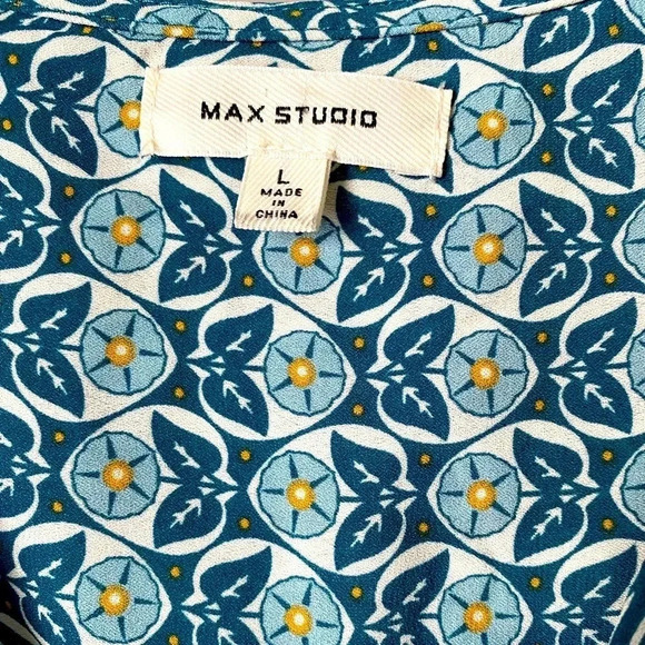 MAX STUDIO| Women’s Crepe Shirtale Faux Wrap Green/White Floral Blouse Size L - Picture 6 of 7